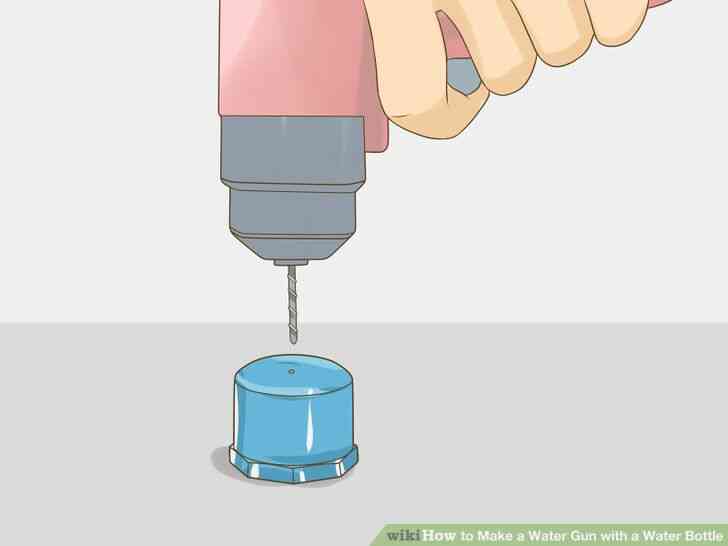 Image intitulée Faire un Pistolet à Eau avec une Bouteille d